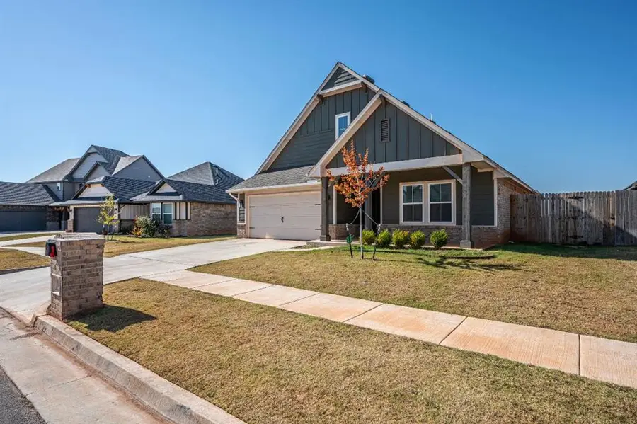 18433 Austin Place, Edmond, OK 73012 - Image #2