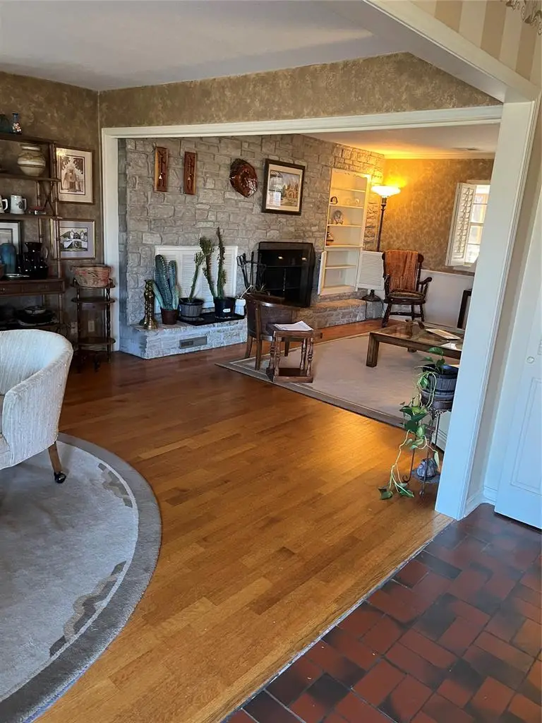 6705 N Shawnee Avenue, Oklahoma City, OK 73116-1802 - Image #3