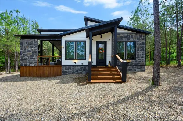 46 Boulder Grove, Broken Bow, OK 74728