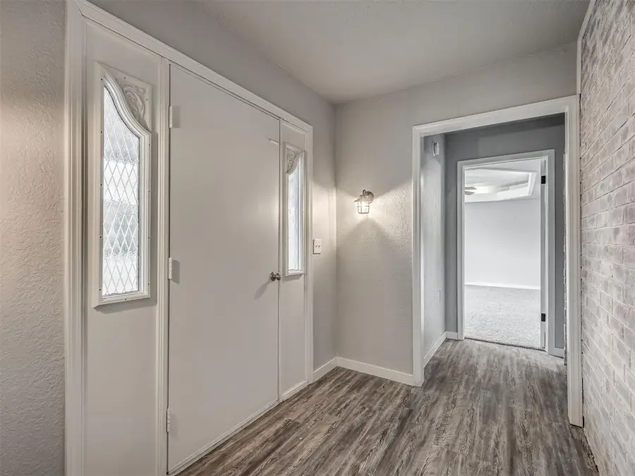 1406 E Bradley Street, Shawnee, OK 74804 - #3