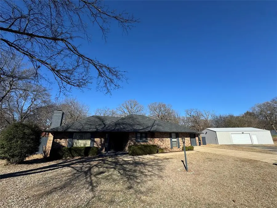 2449 Whispering Oak Drive, Seminole, OK 74868 - Image #3