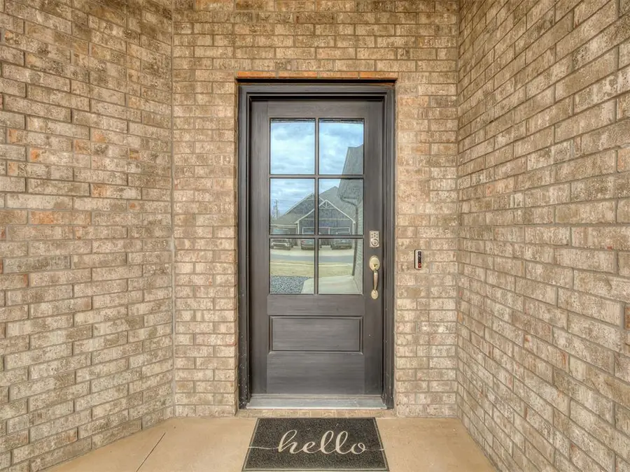 609 Red River Drive, Yukon, OK 73099 - Image #3