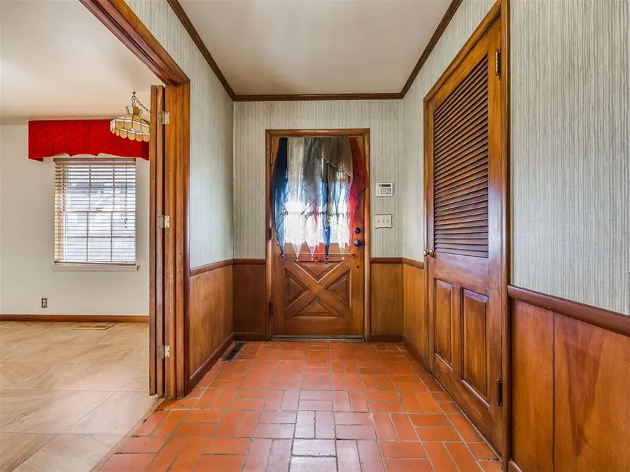 1404 Rinehart Drive, El Reno, OK 73036 - Image #2