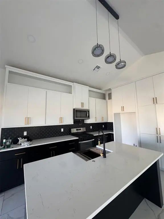 2025 NE 15th Street, Oklahoma City, OK 73117 - Image #3