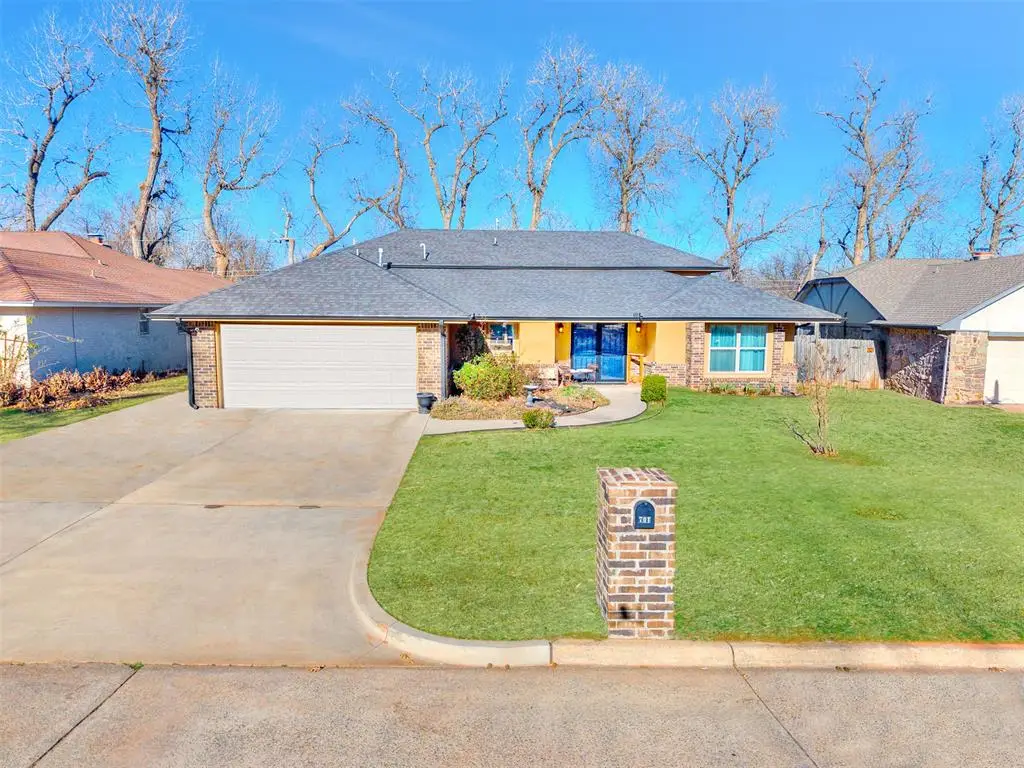 701 John F Kroutil Drive, Yukon, OK 73099 - Image #1
