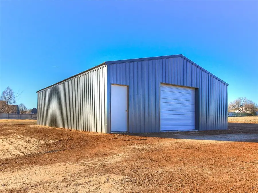 8681 Oak Tree Circle, Edmond, OK 73025 - Image #3