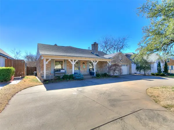 1710 Windsor Place, Nichols Hills, OK 73116