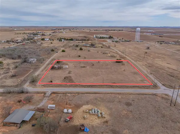 S Stephenson St (kenneth O'neal Dr)/ E 3rd Street, Hobart, OK 73651