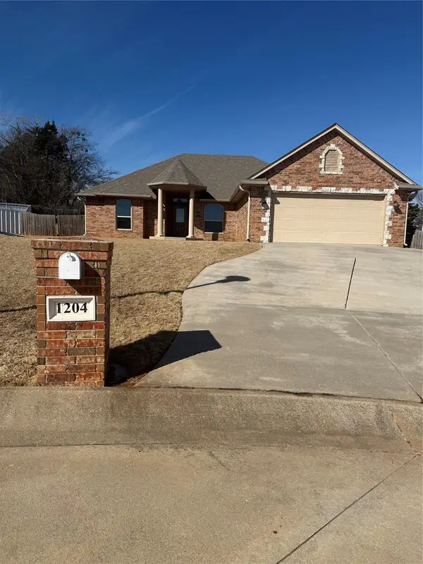 1204 Palmer Drive, Shawnee, OK 74804