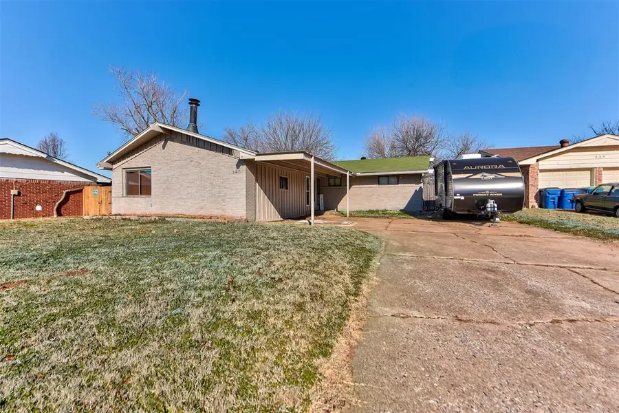 343 W Birch Drive, Mustang, OK 73064 - Image #2