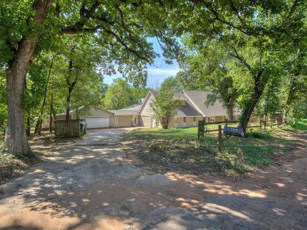 2404 Rambling Road, Edmond, OK 73025 - Image #1