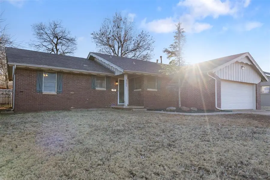 4206 Holiday Place, Oklahoma City, OK 73112 - Image #2