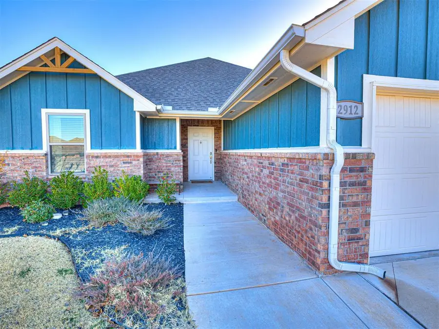 2912 Heather Haven, Moore, OK 73160 - Image #3