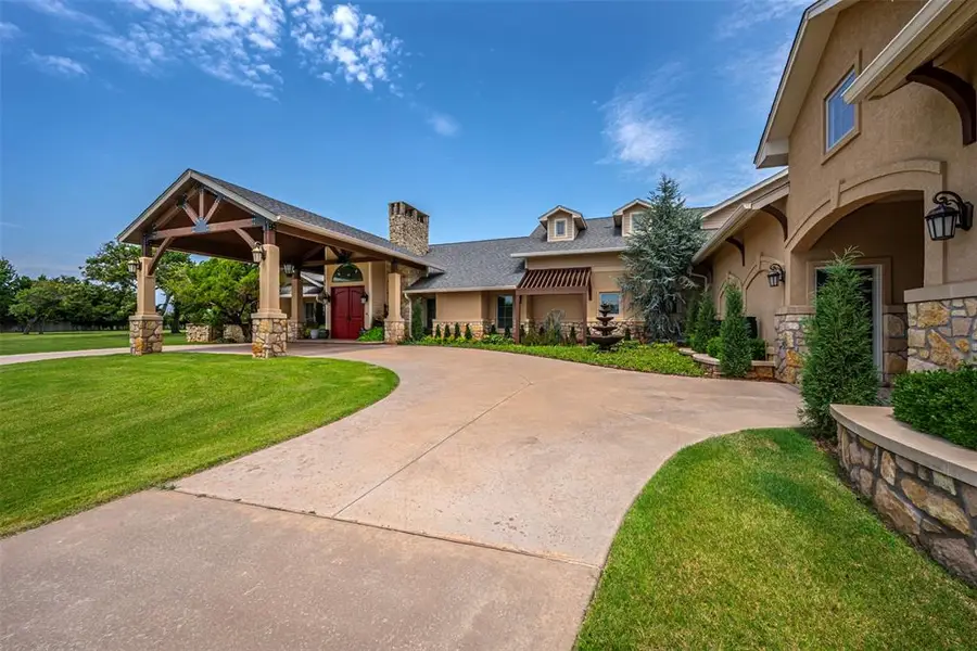 1701 Woodhill Road, Edmond, OK 73025 - Image #2