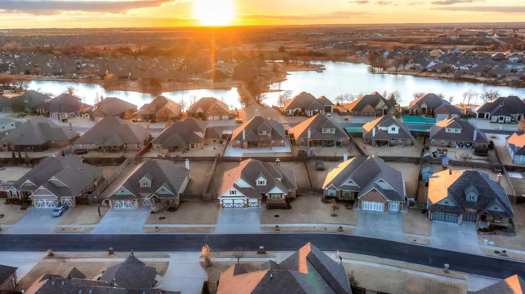 12813 Red Spruce Circle, Oklahoma City, OK 73142 - Image #1