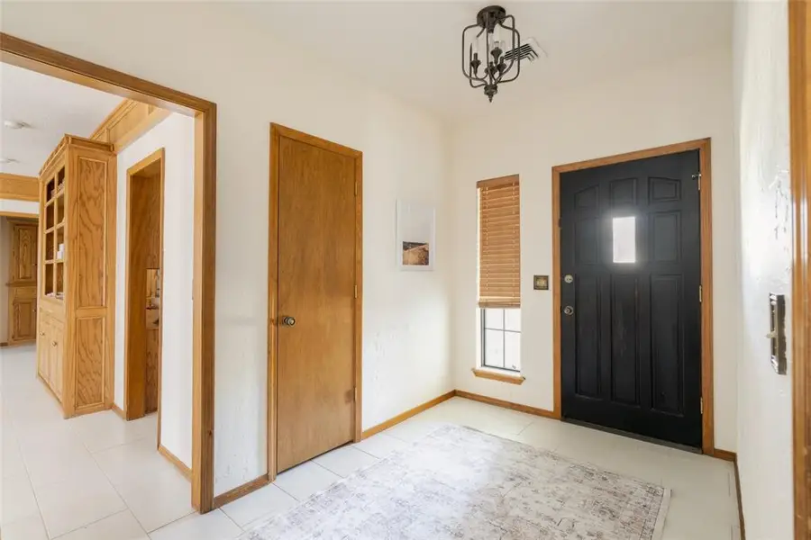 409 Albany Drive, Edmond, OK 73003 - Image #3