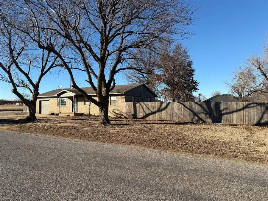 908 SW South Street, Minco, OK 73059 - Image #3