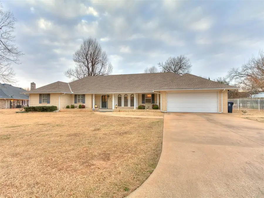 113 W Ranchwood Court, Oklahoma City, OK 73139 - Image #2