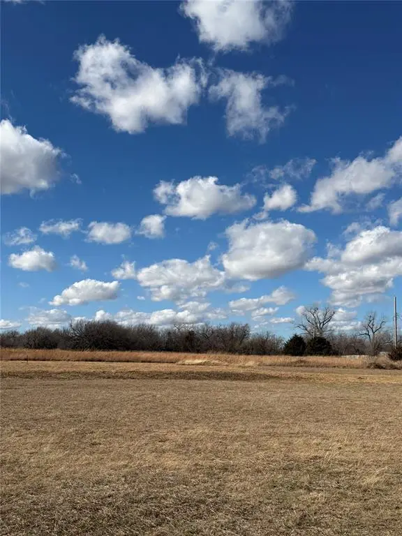 N Garnett Drive, Oklahoma City, OK 73114