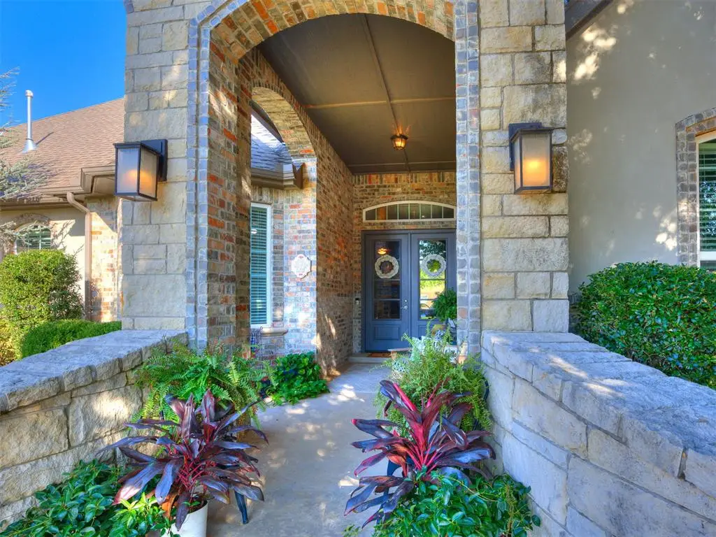 10404 Cherrywood Drive, Oklahoma City, OK 73151 - Image #1