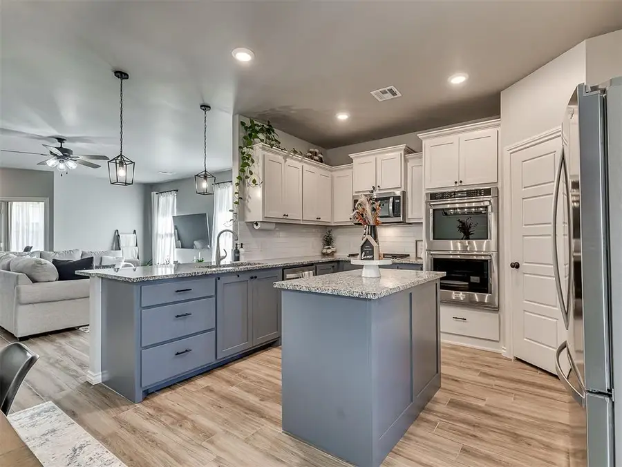 17773 Walnut Creek Road, Edmond, OK 73012 - Image #2