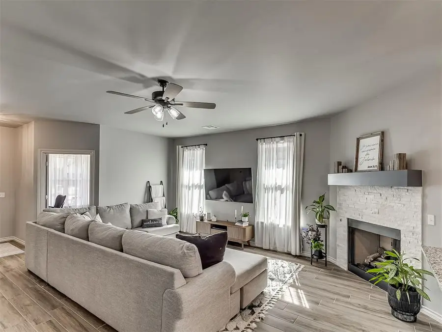 17773 Walnut Creek Road, Edmond, OK 73012 - Image #3