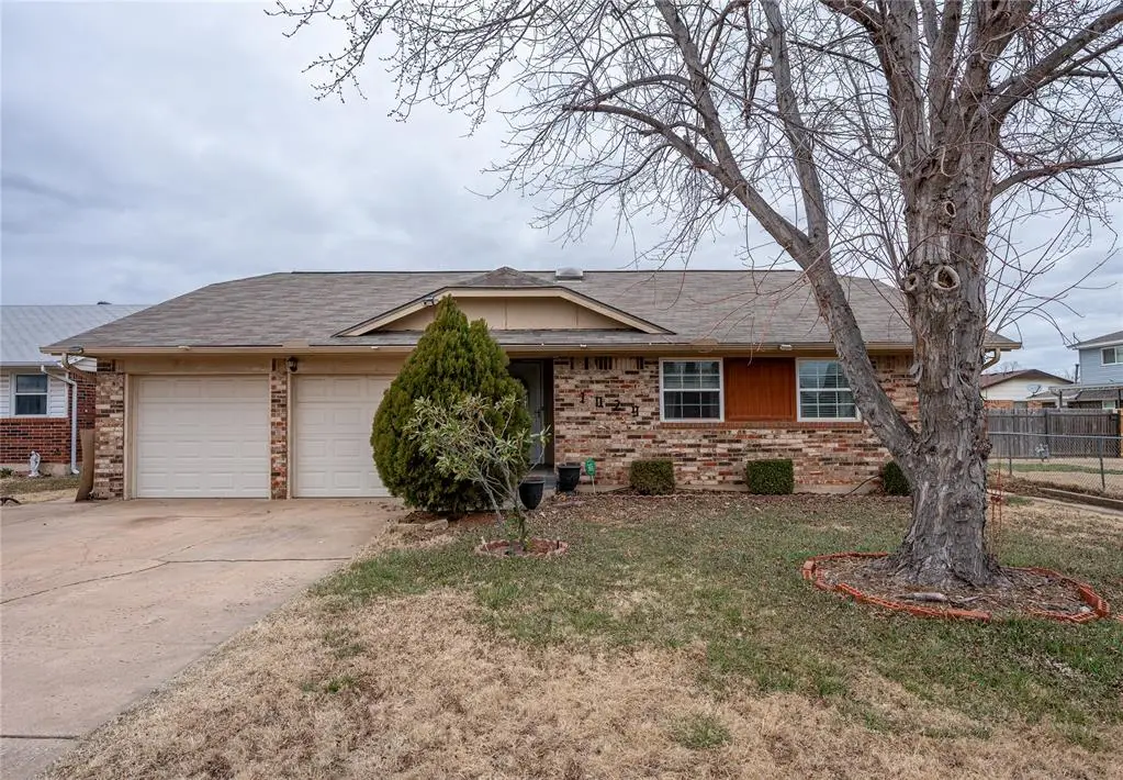 1029 NW 10th Street, Moore, OK 73160 - Image #1