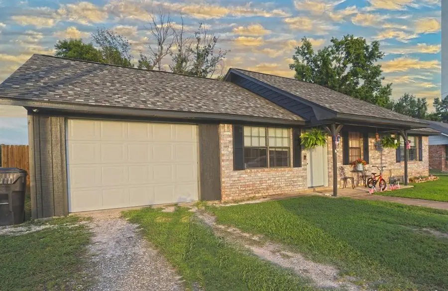 1602 Lincoln Circle, Idabel, OK 74745 - Image #3