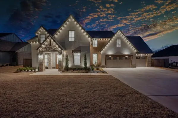 432 Old Creek Road, Edmond, OK 73034