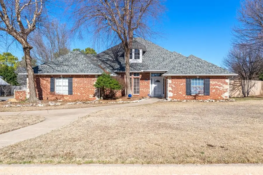 4221 Upper Lake Dr, Norman, OK 73072 - Image #2
