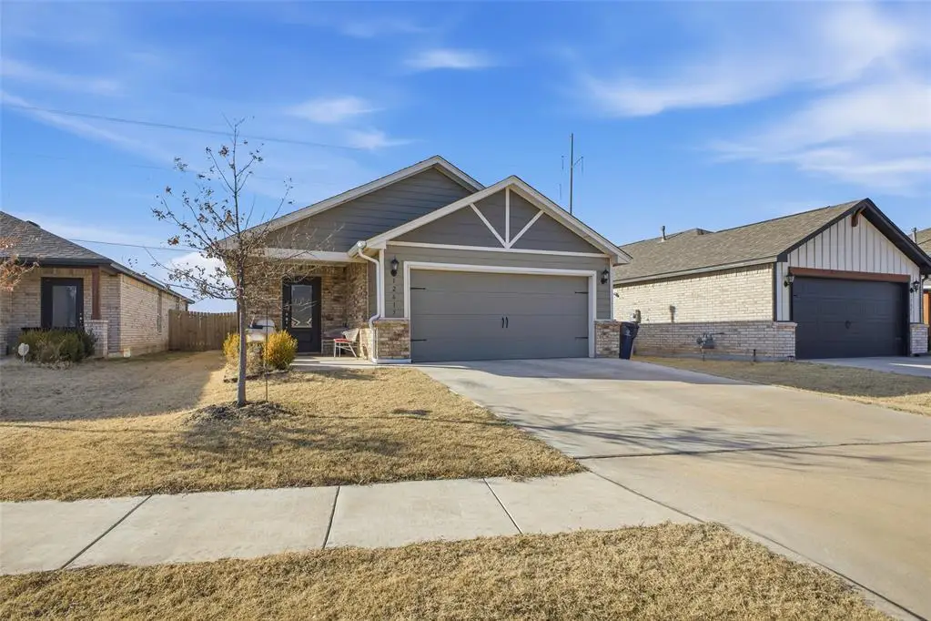 12617 Florence Lane, Yukon, OK 73099 - Image #1