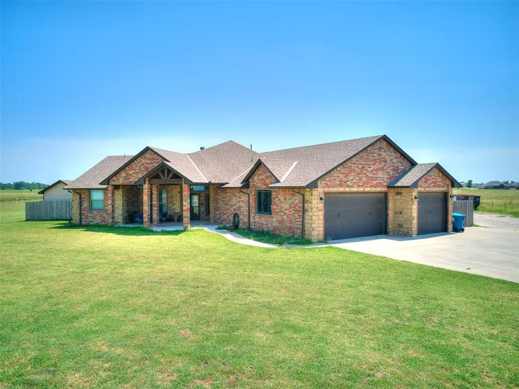 1330 E Silver City Road, Tuttle, OK 73089 - Image #1