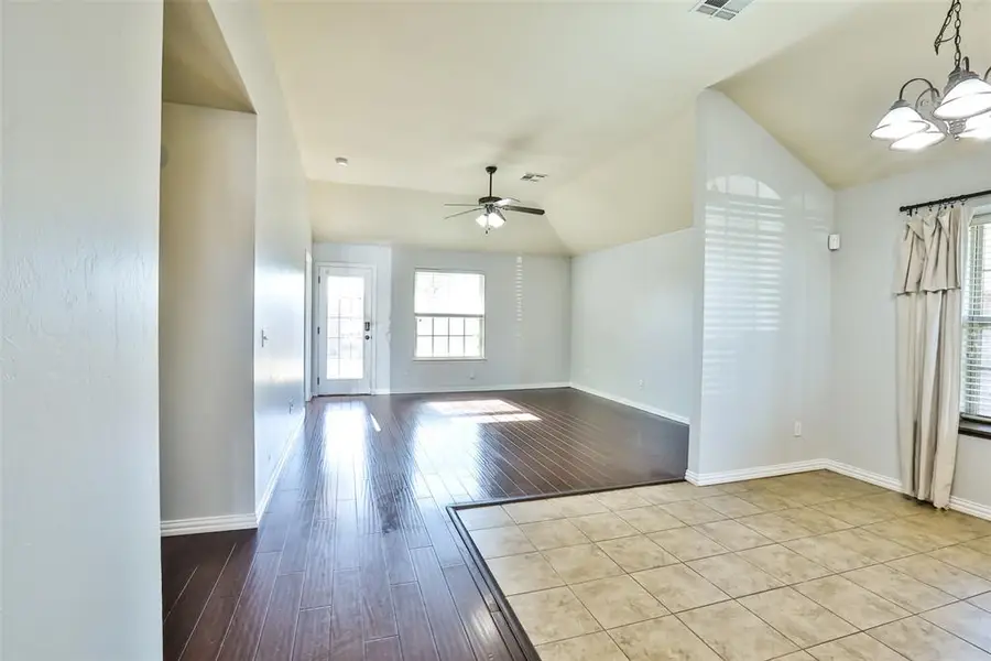 12020 SW 10th Street, Yukon, OK 73099 - #3