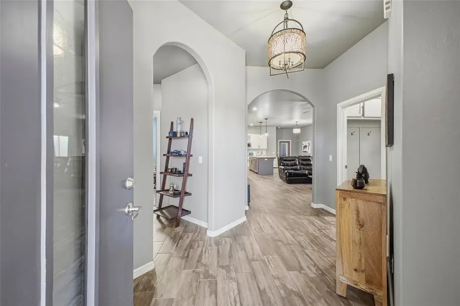 15813 San Clemente Drive, Edmond, OK 73013 - Image #2