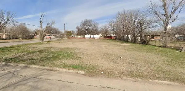 2525 SW J Avenue, Lawton, OK 73505