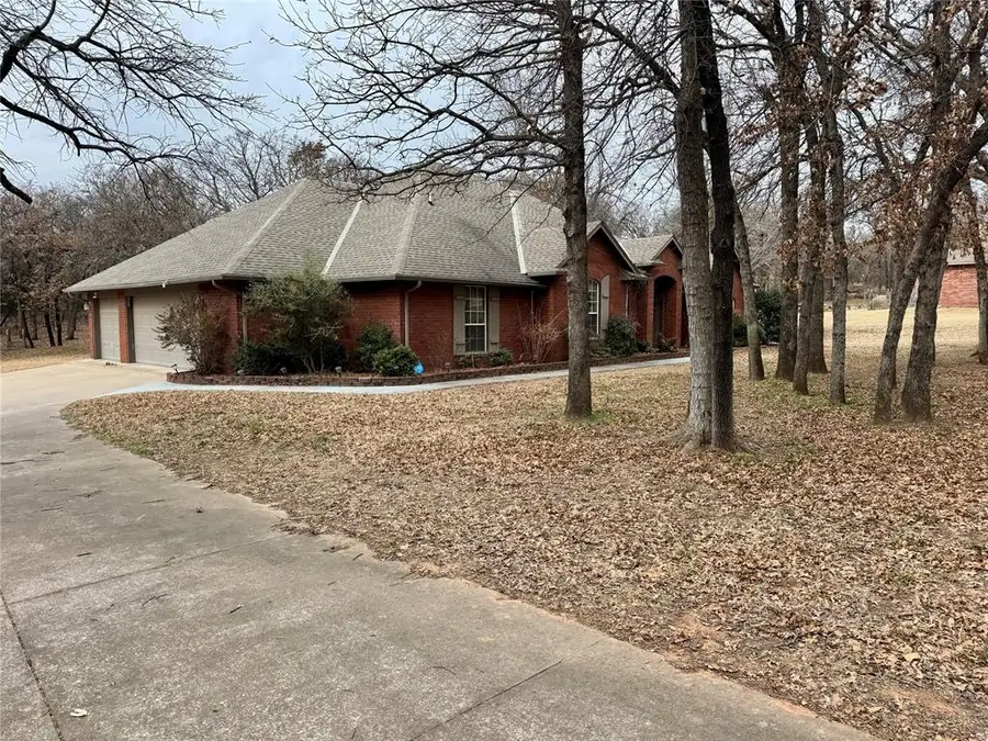 6505 Applewood Drive, Edmond, OK 73034 - Image #2