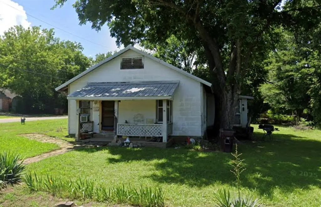 216 S 5th Street, Eufaula, OK 74432 - Image #1