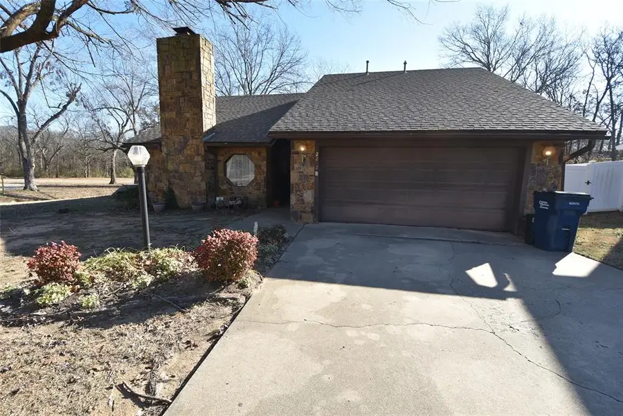 2212 Coolidge Street, Seminole, OK 74868 - Image #2