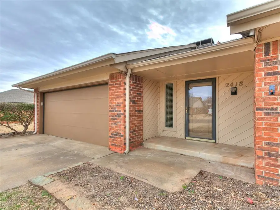 2418 Countrywood Lane, Edmond, OK 73012 - Image #2
