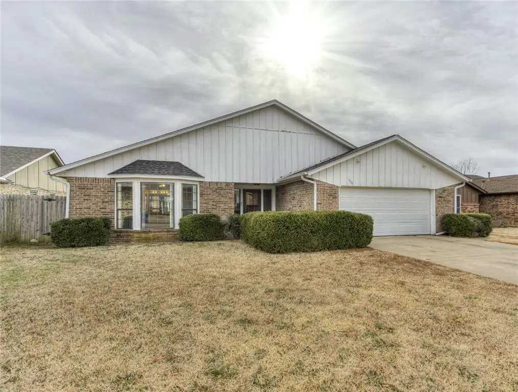 1326 Alviola Avenue, Midwest City, OK 73110 - Image #1