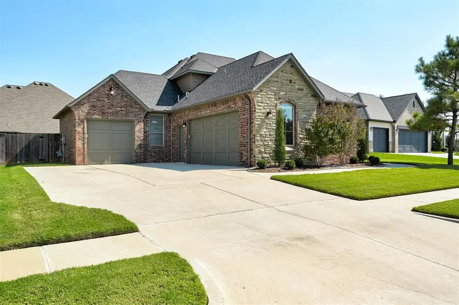 15304 Old Lake Lane, Edmond, OK 73013 - Image #3