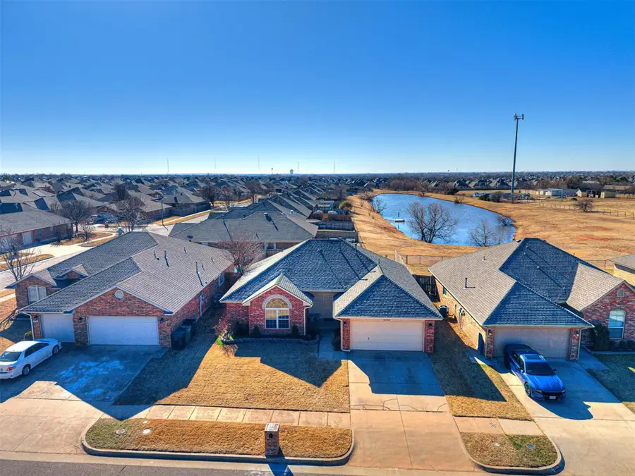 2512 SE 93rd Street, Moore, OK 73160 - Image #2