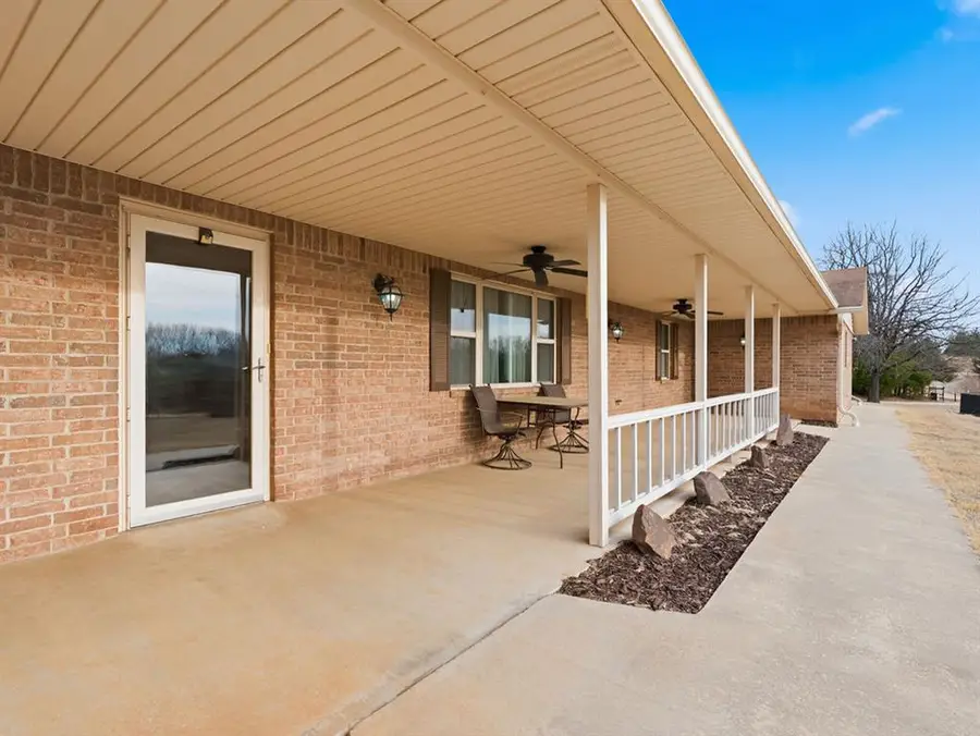 35619 N East Road #140RD, Konawa, OK 74849 - Image #2