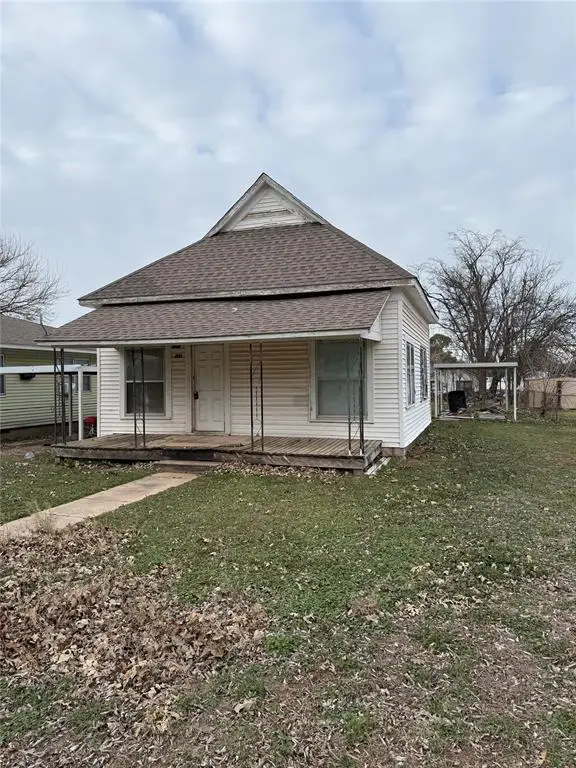512 S Loy Street, Meeker, OK 74855 - Image #2