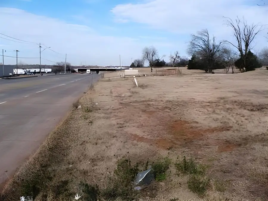 1118 S Eastern Avenue, Oklahoma City, OK 73129 - Image #2