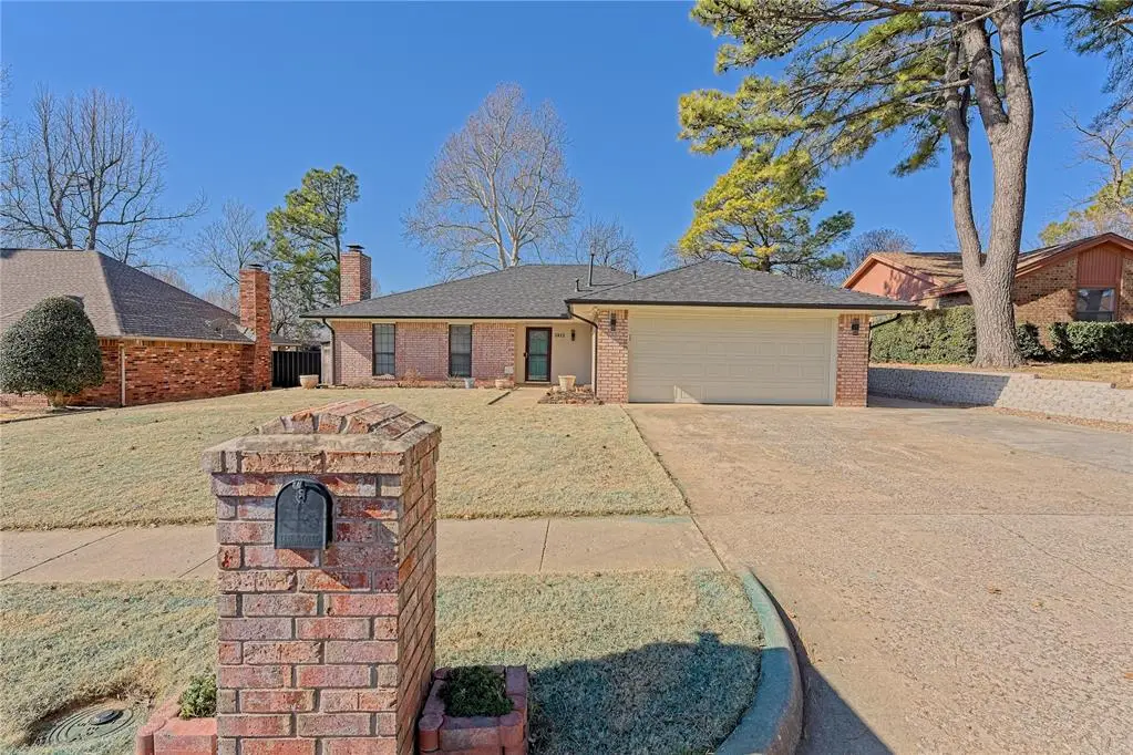 2812 E Raintree Circle, Norman, OK 73072 - Image #1