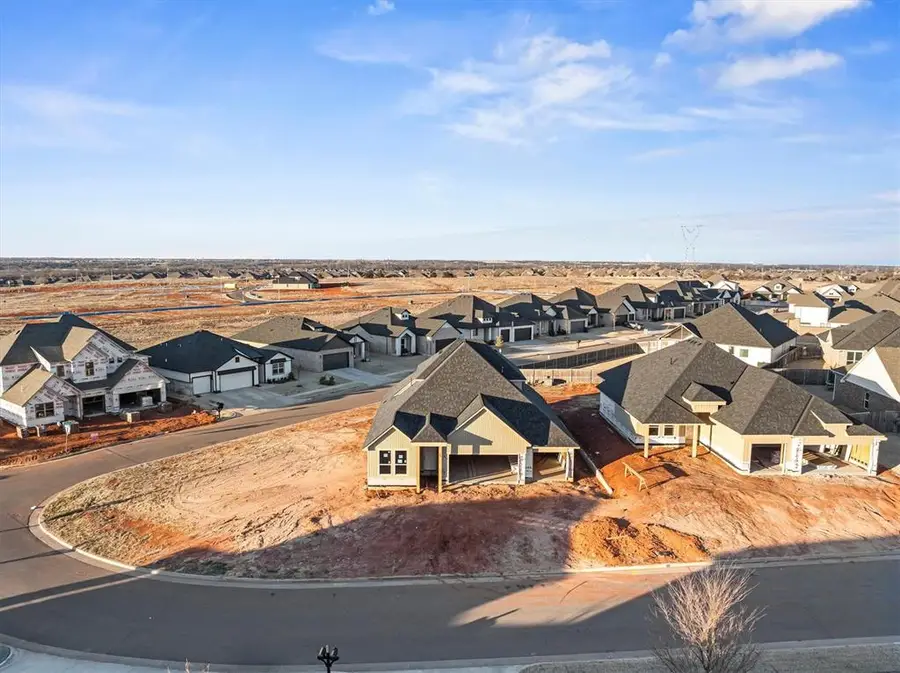 8217 NW 152nd Street, Edmond, OK 73013 - Image #2