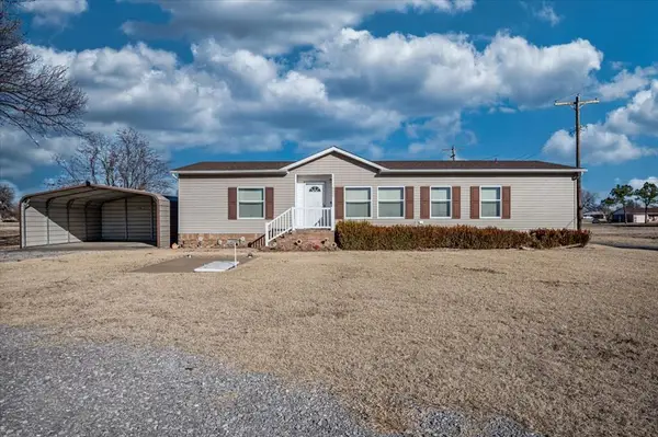 821 E A Street, Watonga, OK 73772