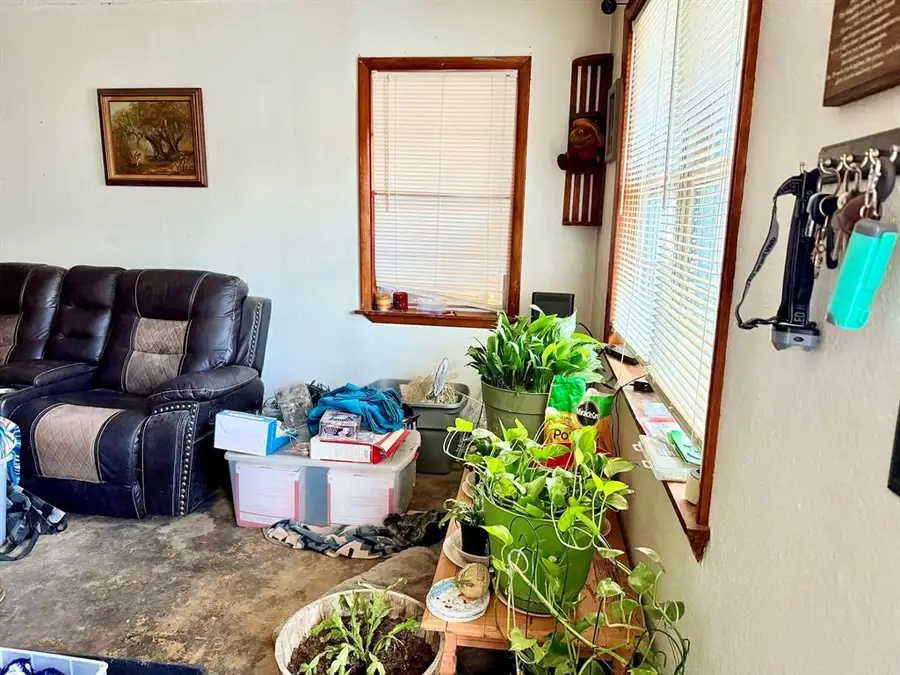 723 SE Avenue H, Idabel, OK 74745 - Image #2