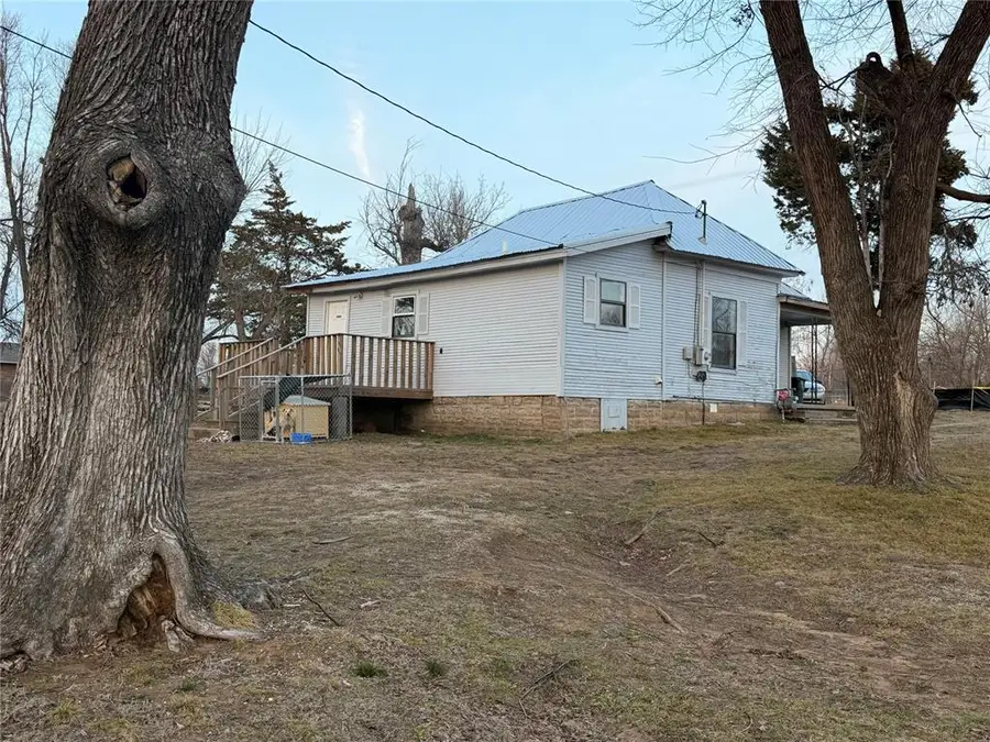 424 S Kickapoo Avenue, Shawnee, OK 74801 - #3